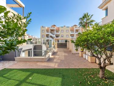 Bestaand - Villa - Orihuela Costa