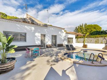 Bestaand - Villa - Orihuela Costa