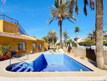 Bestaand - Villa - Orihuela Costa