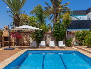 Bestaand - Villa - Orihuela Costa