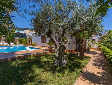 Bestaand - Villa - Orihuela Costa