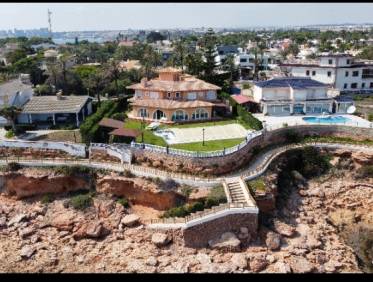Bestaand - Villa - Orihuela Costa