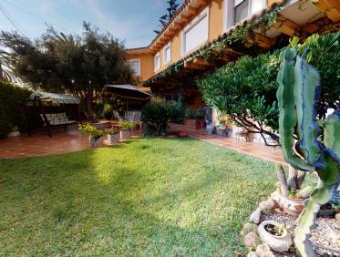 Bestaand - Villa - Orihuela Costa