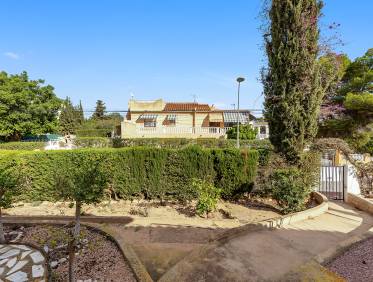 Bestaand - Villa - Torrevieja - Los Balcones - Los Altos del Edén