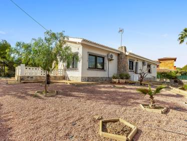 Bestaand - Villa - Torrevieja - Los Balcones - Los Altos del Edén