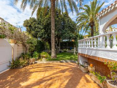 Bestaand - Villa - Torrevieja - Rocio del Mar