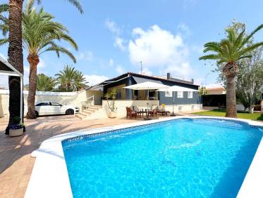 Bestaand - Villa - Torrevieja - Rocio del Mar