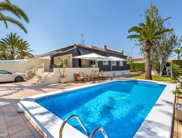 Bestaand - Villa - Torrevieja - Rocio del Mar