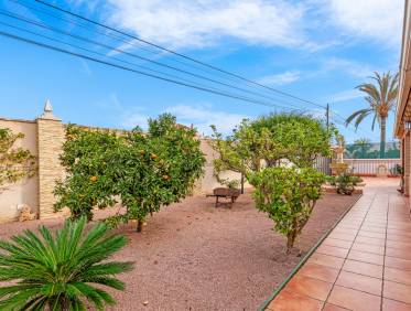Bestaand - Villa - Torrevieja