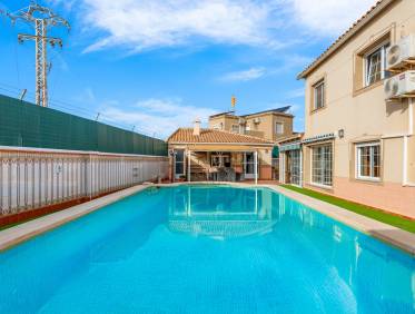 Bestaand - Villa - Torrevieja