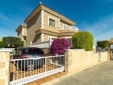 Bestaand - Villa - Torrevieja
