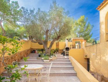 Bestaand - Villa - Villamartín - Res. Las Filipinas
