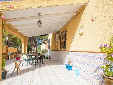 Bestaand - Villa - Villamartín - Res. Las Filipinas