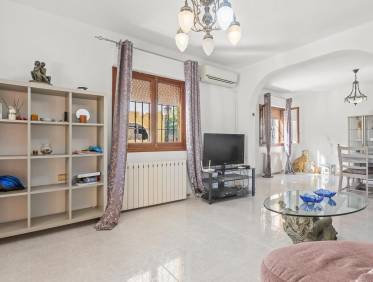 Bestaand - Villa - Villamartín - Res. Las Filipinas