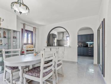 Bestaand - Villa - Villamartín - Res. Las Filipinas