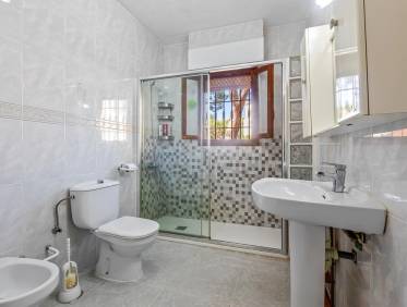 Bestaand - Villa - Villamartín - Res. Las Filipinas