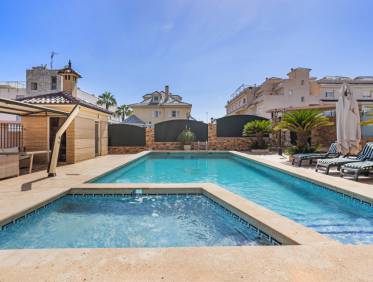 Lange tijd verhuur - Villa - Torrevieja