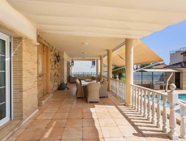 Lange tijd verhuur - Villa - Torrevieja