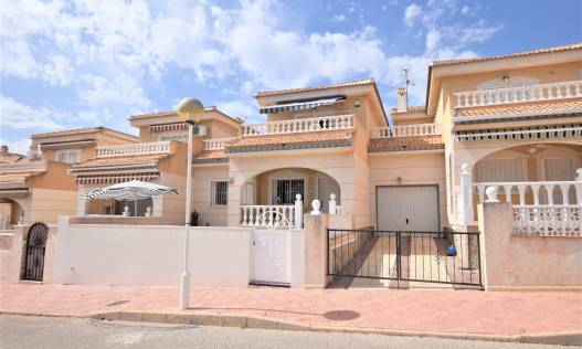Townhouse / Semi-detached - Bestaand - Benijófar - Monte Azul/ El Dorado
