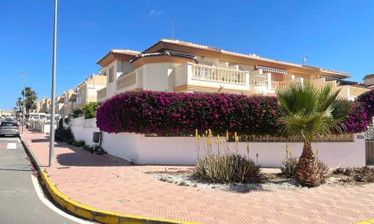 Townhouse / Semi-detached - Bestaand - Ciudad Quesada - Doña Pepa