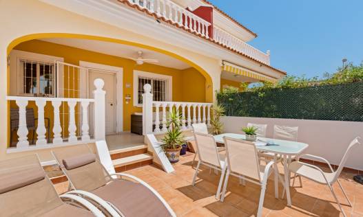 Townhouse / Semi-detached - Bestaand - Ciudad Quesada - Doña Pepa