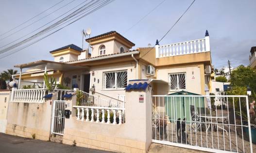 Townhouse / Semi-detached - Bestaand - Ciudad Quesada - Upper Quesada