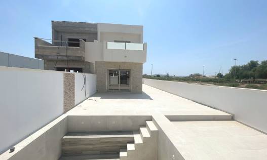 Townhouse / Semi-detached - Bestaand - Daya Nueva - Daya Nueva