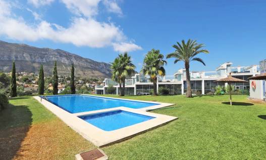 Townhouse / Semi-detached - Bestaand - Denia - Denia