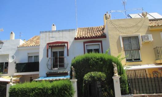 Townhouse / Semi-detached - Bestaand - Fuengirola - Los Boliches