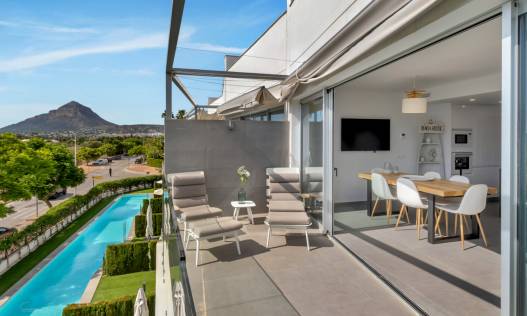 Townhouse / Semi-detached - Bestaand - Jávea - Arenal