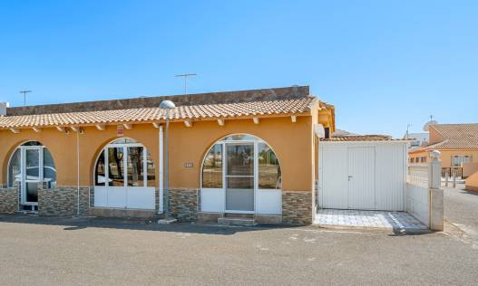 Townhouse / Semi-detached - Bestaand - Los Alcazares - Los Narejos