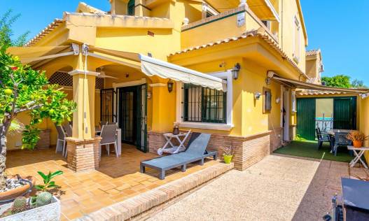 Townhouse / Semi-detached - Bestaand - Orihuela Costa - Campoamor