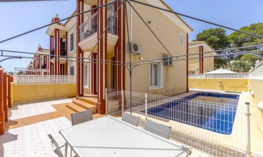 Townhouse / Semi-detached - Bestaand - Orihuela Costa - Campoamor