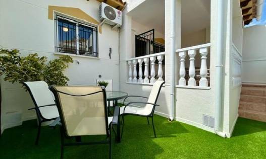 Townhouse / Semi-detached - Bestaand - Orihuela Costa - Urbanización Perla del Mar