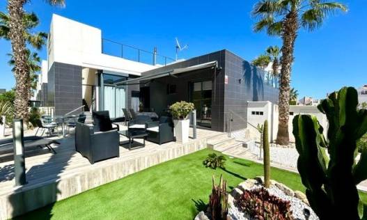 Townhouse / Semi-detached - Bestaand - Orihuela Costa - Villamartín-Las Filipinas
