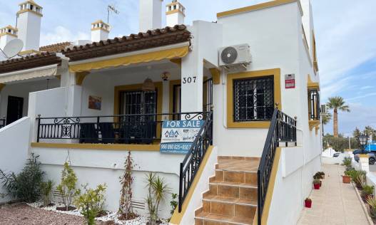 Townhouse / Semi-detached - Bestaand - Orihuela Costa - Villamartin