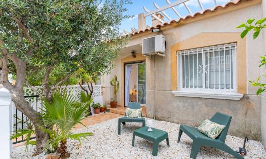 Townhouse / Semi-detached - Bestaand - Orihuela Costa - Villamartin