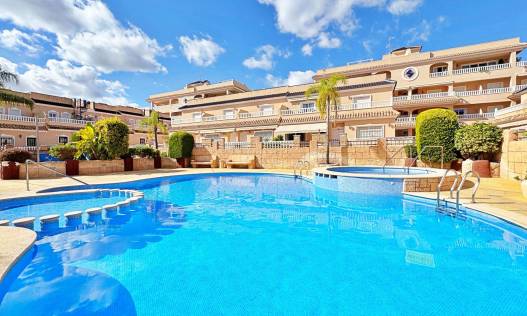 Townhouse / Semi-detached - Bestaand - Orihuela Costa - Villamartin