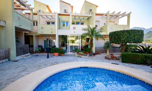 Townhouse / Semi-detached - Bestaand - Ráfol de Almúnia - Ráfol de Almúnia