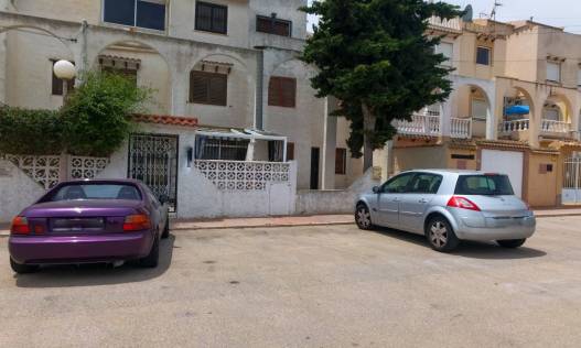 Townhouse / Semi-detached - Bestaand - Torrevieja - Calas blanca