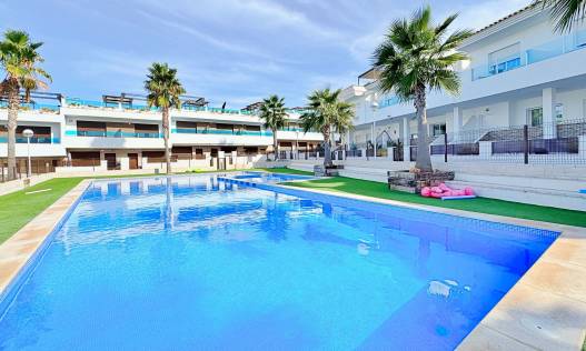 Townhouse / Semi-detached - Bestaand - Torrevieja - Torrevieja