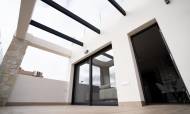 Townhouse / Semi-detached - Nieuwbouw - Orihuela Costa - LM-98910