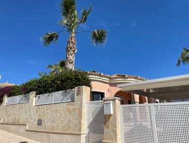 Vakantie verhuur - Villa - La Marina - Alicante