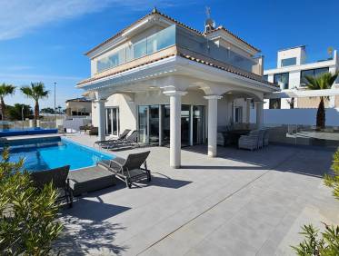 Vakantie verhuur - Villa - La Marina - Alicante