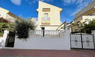 Villa - Bestaand - Ciudad Quesada - LM-97710