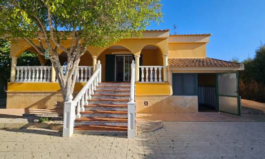 Villa - Bestaand - La Marina - La Marina