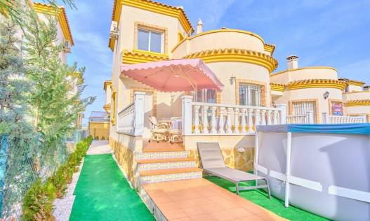 Villa - Bestaand - Los Montesinos - La Herrada