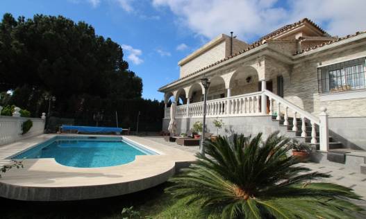 Villa - Bestaand - Marbella - Carib Playa