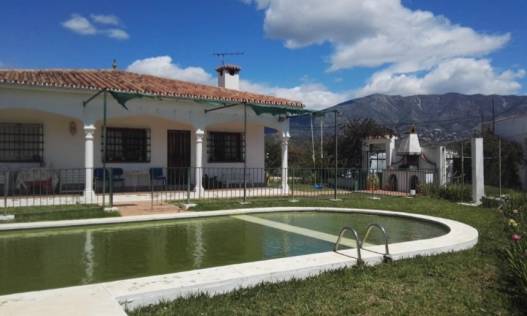 Villa - Bestaand - Mijas - Entrerrios