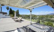 Villa - Bestaand - Nueva Andalucia - LM-77995